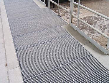 Trench & Custom-Made Gratings